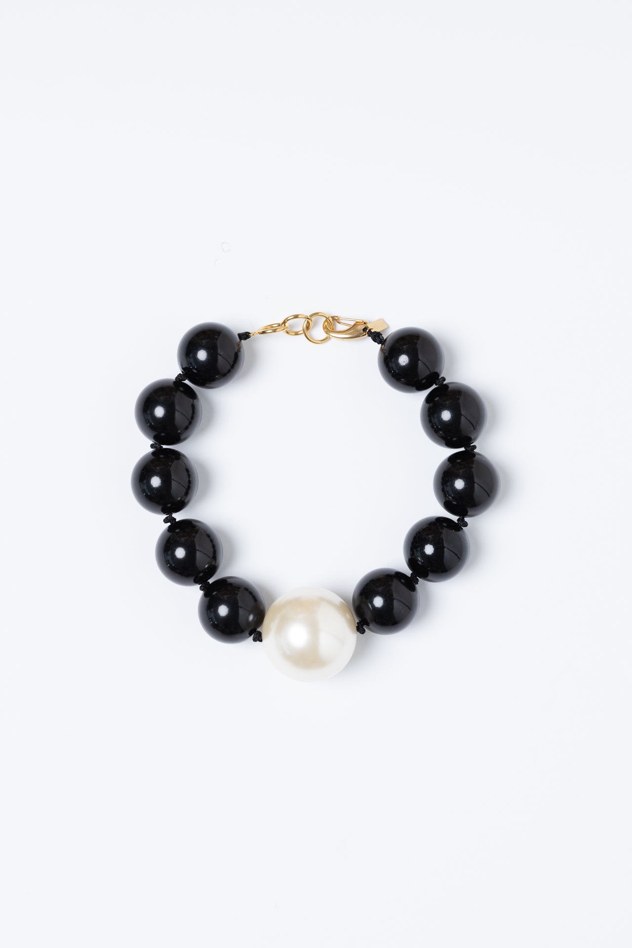 ICONIC NECKLACE WHITE