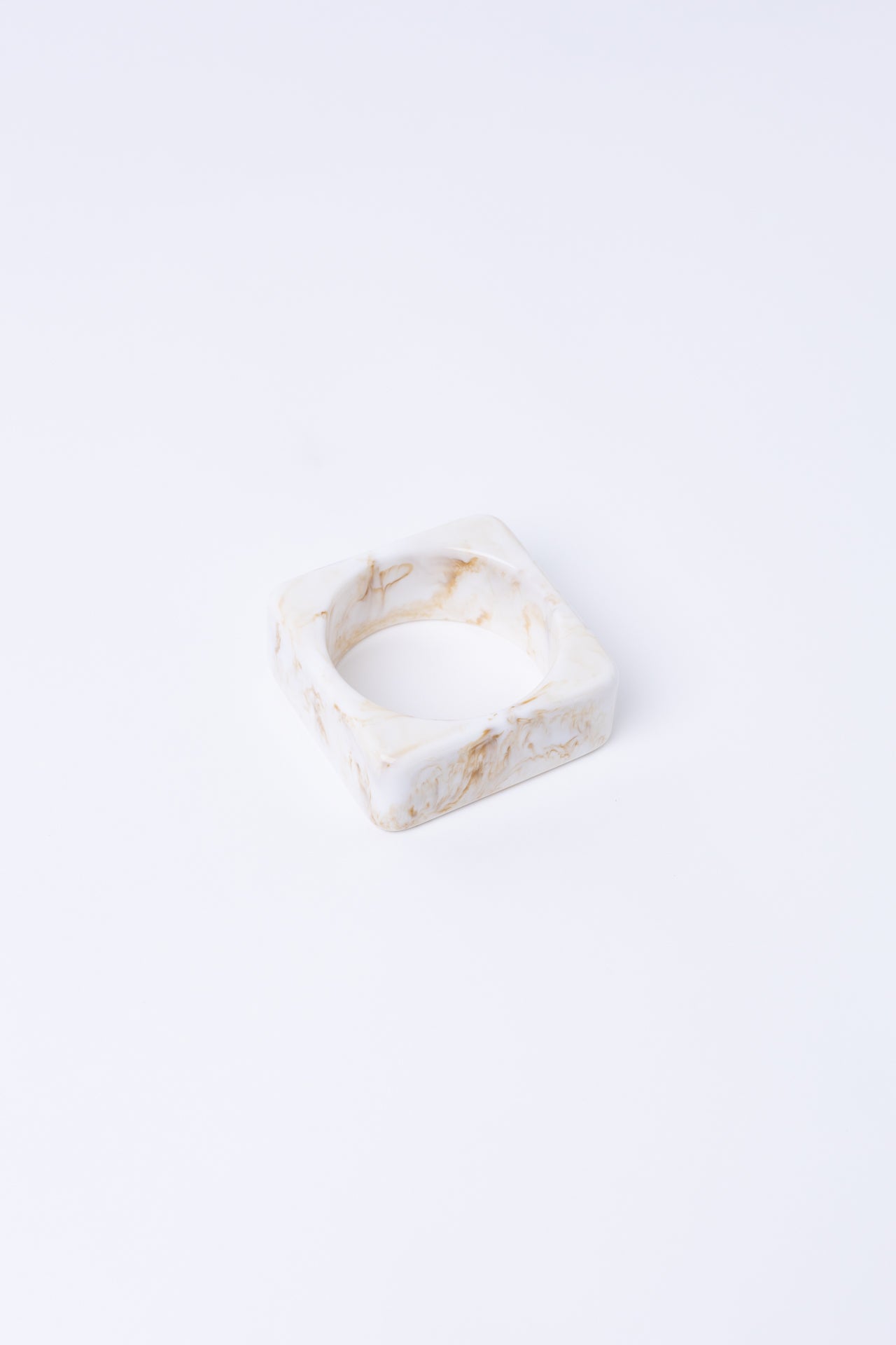 SQUARE CUFF LATTE