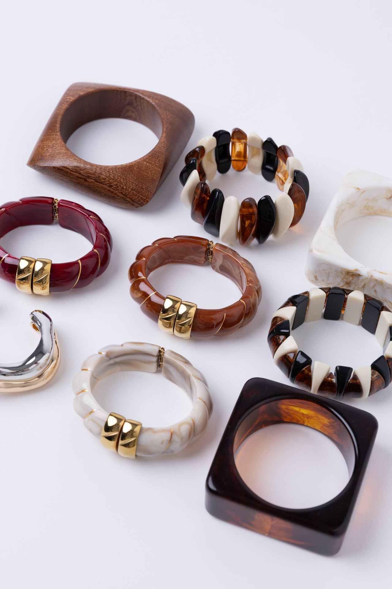 WOODEN CUFF