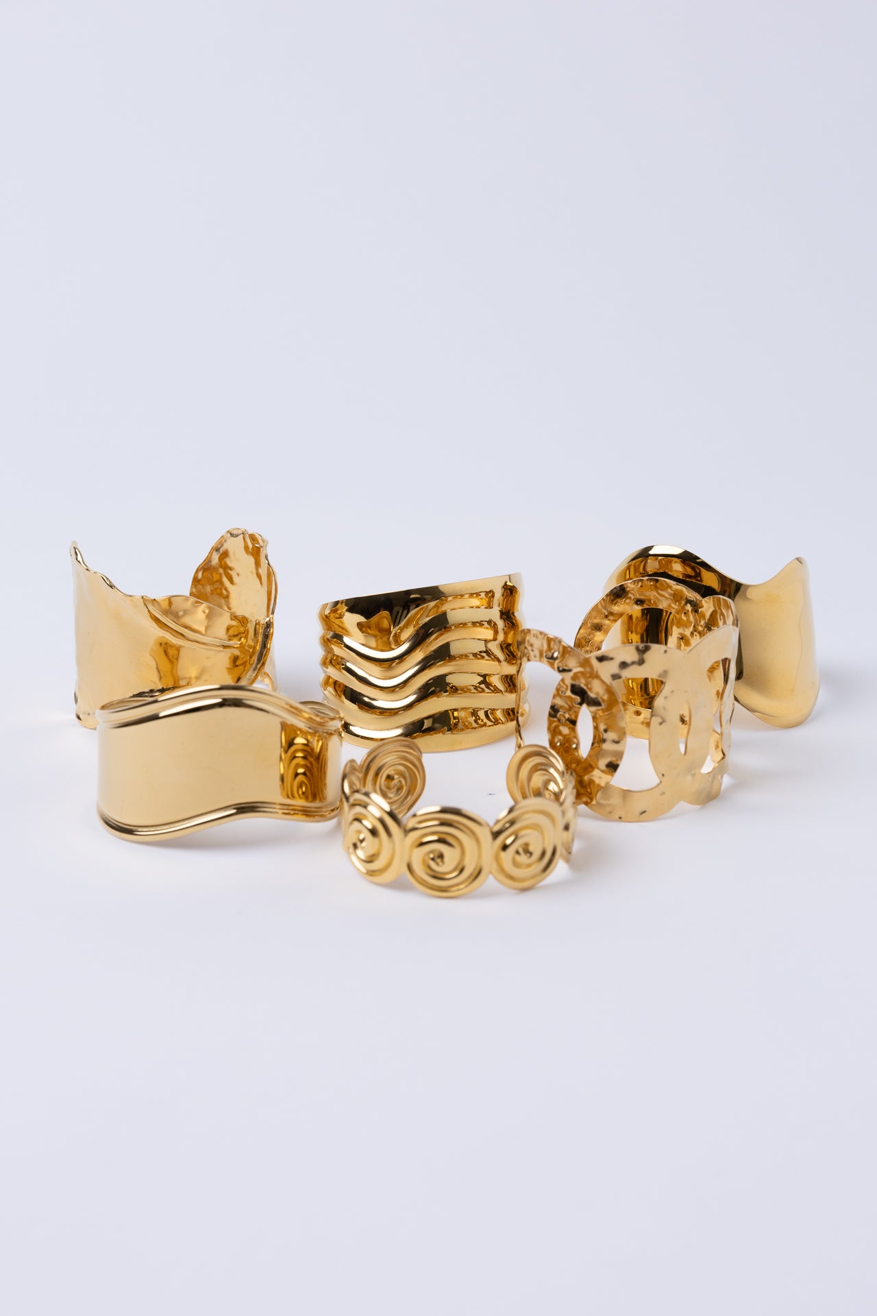 WAVE CUFF