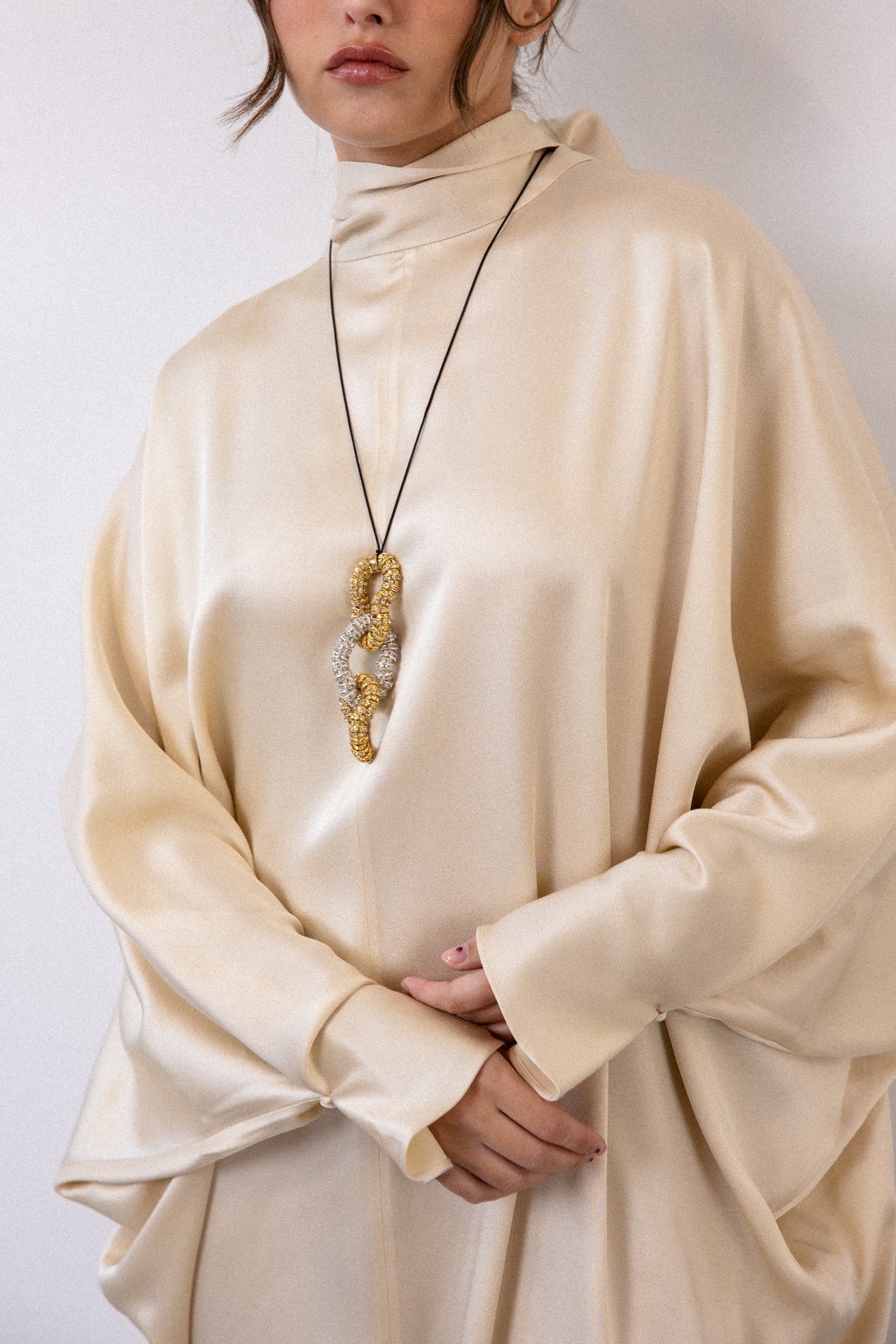 MONET NECKLACE