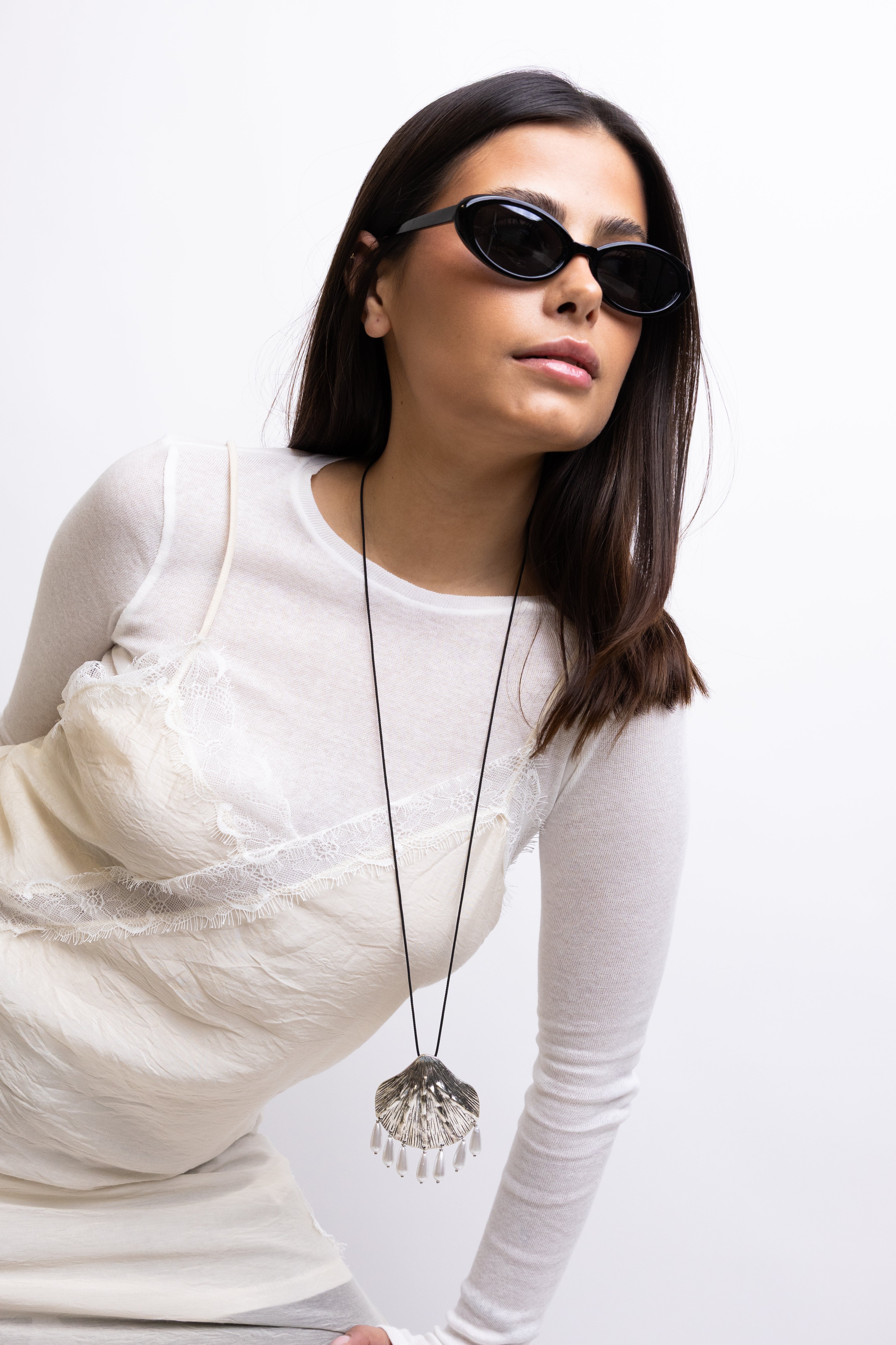 SHELL NECKLACE