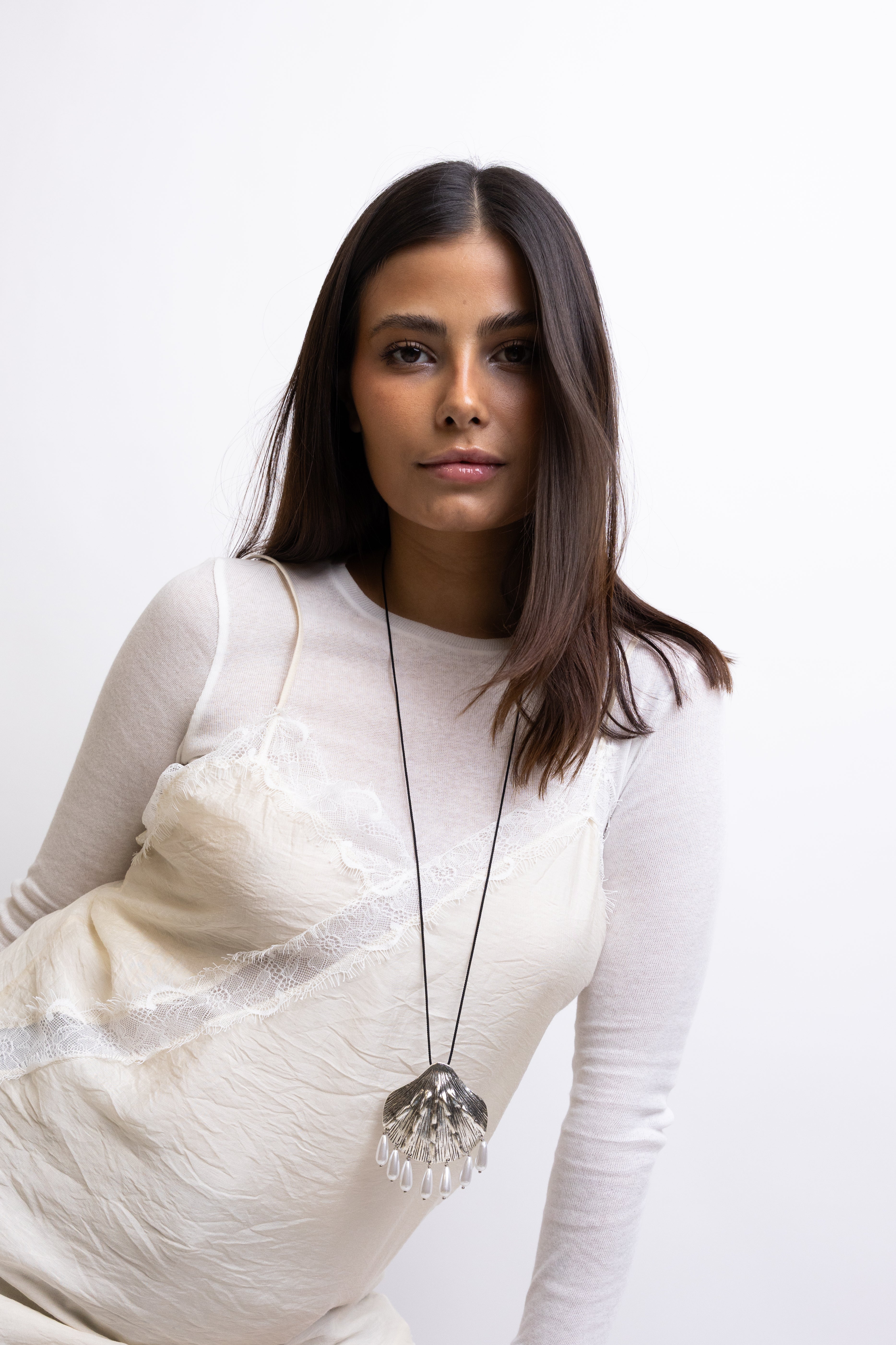 SHELL NECKLACE