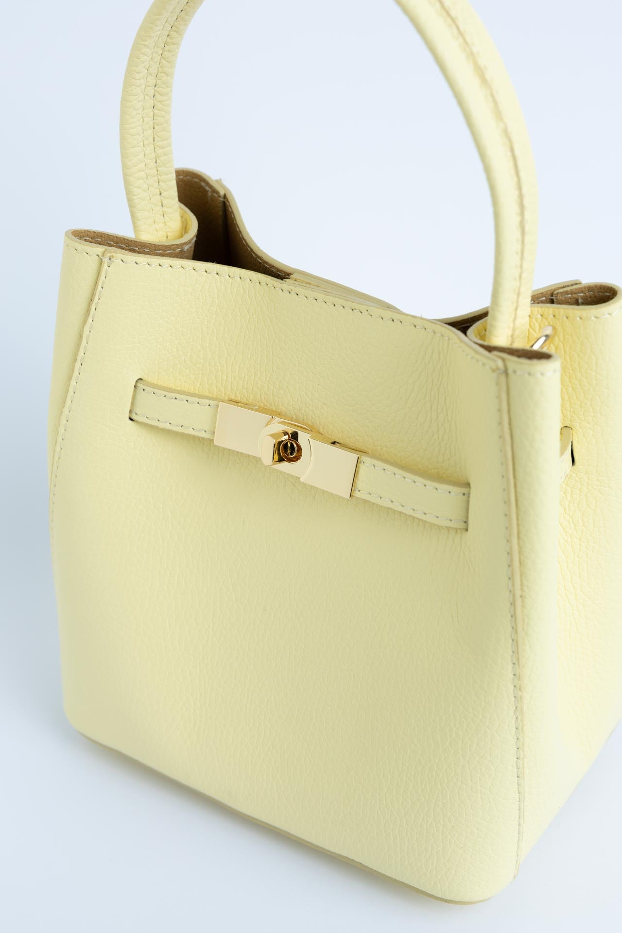 BUCKET YELLOW
