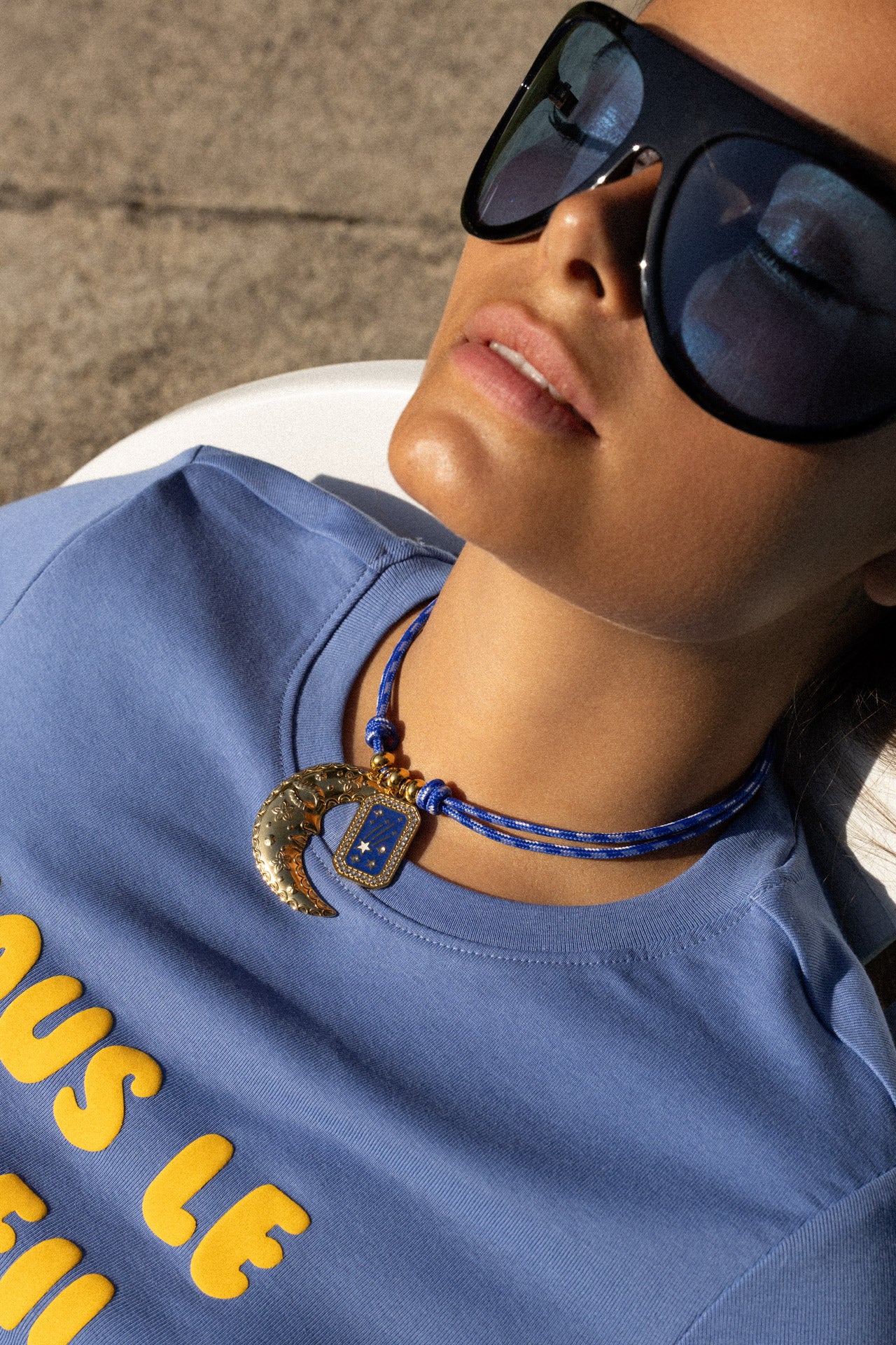 MOON NECKLACE