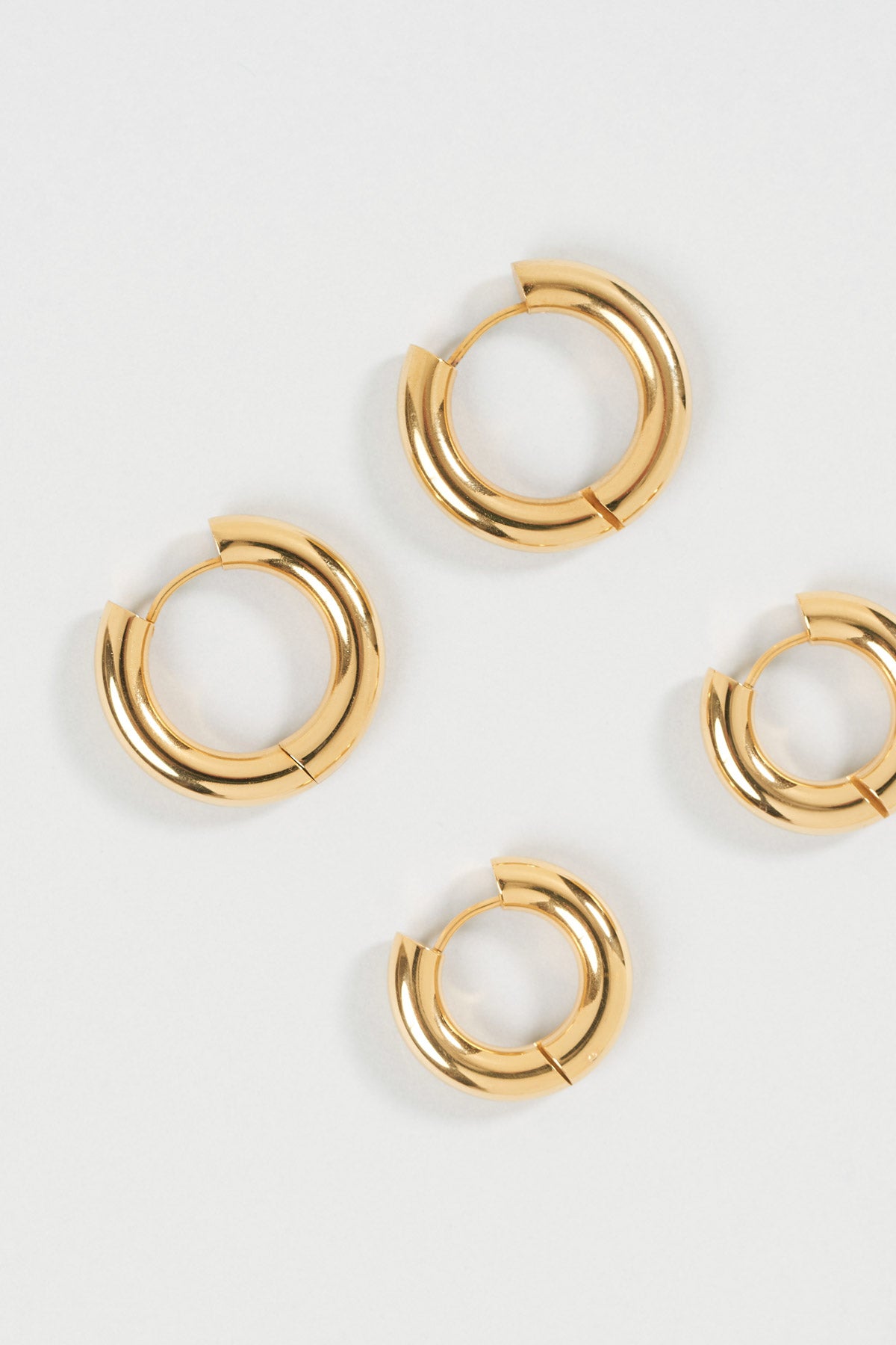 BELLA EARRINGS