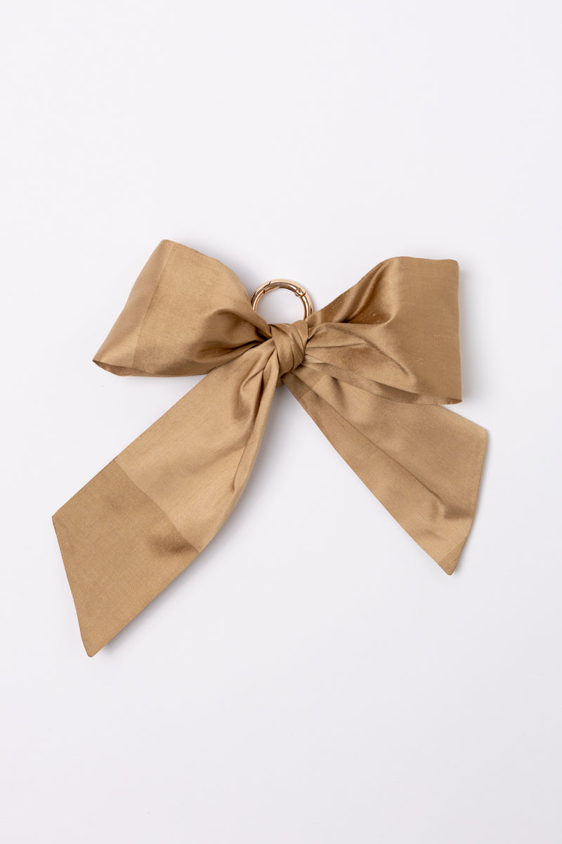 BOW CHARM BEIGE