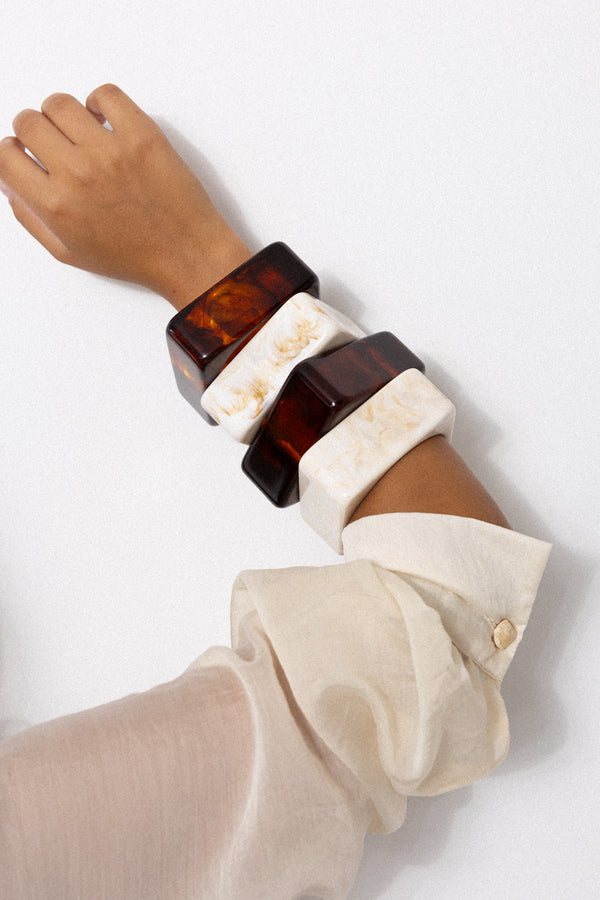 SQUARE CUFF LATTE