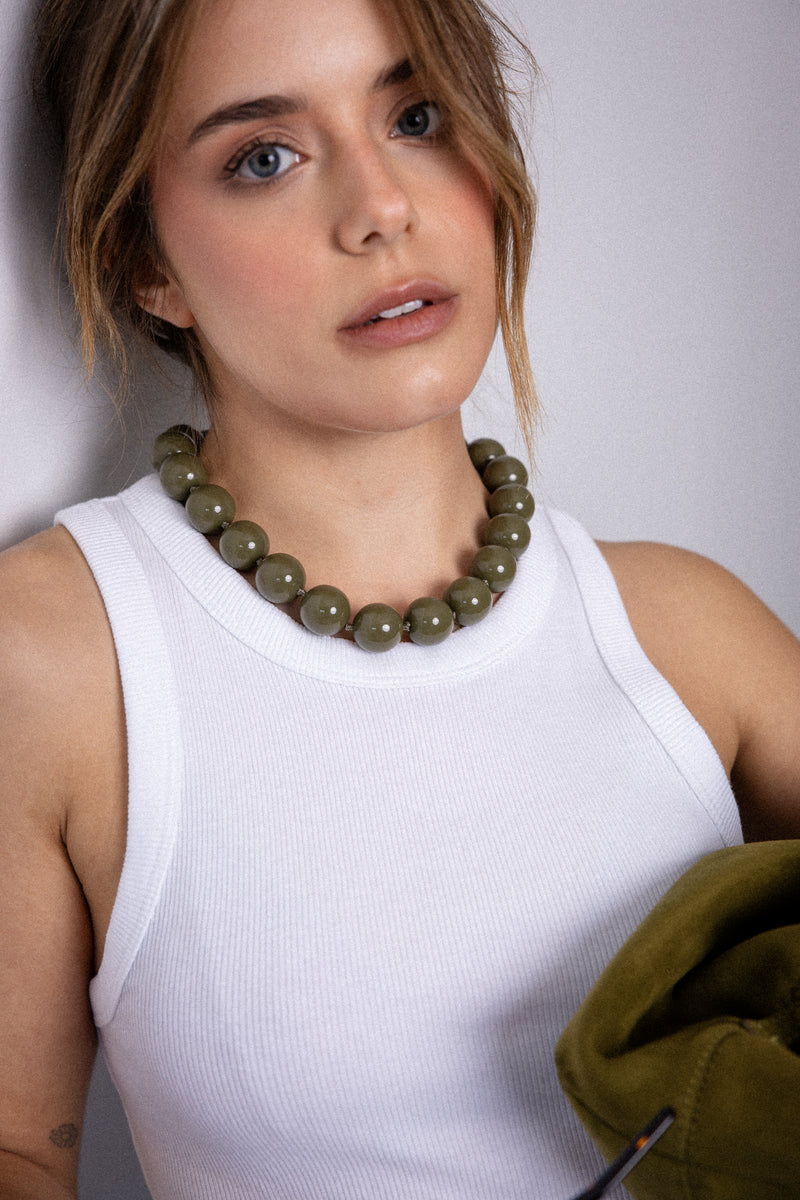 GRAND NECKLACE OLIVE