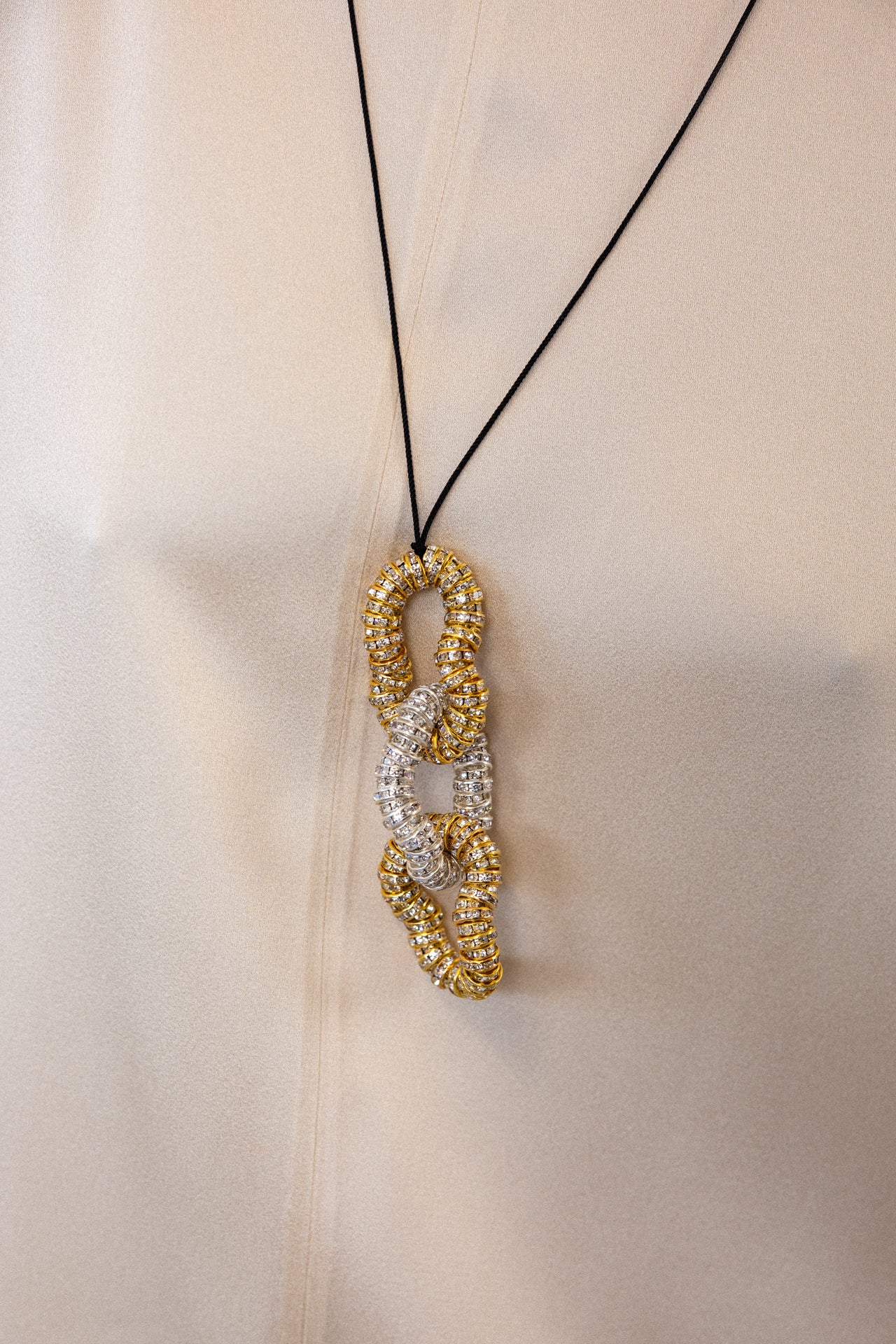 MONET NECKLACE