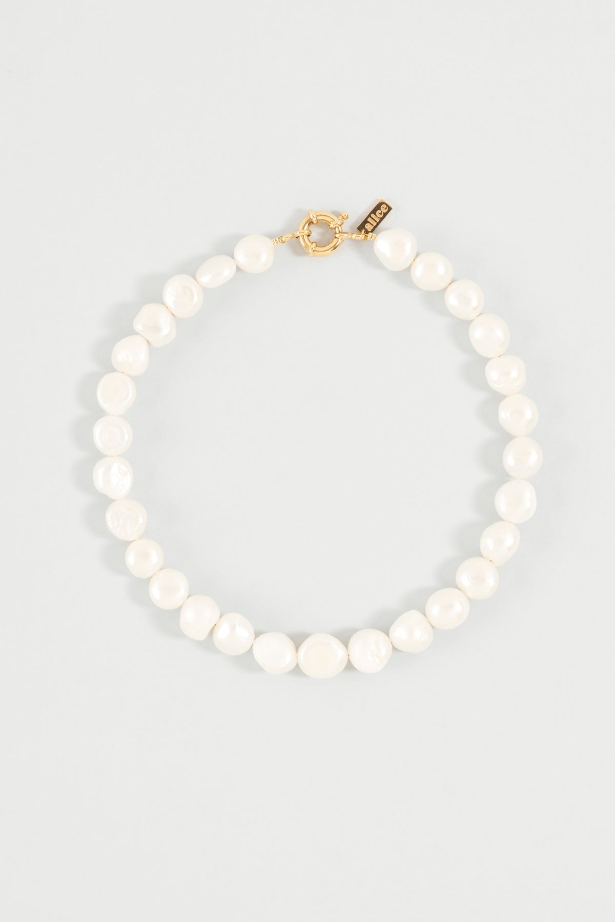VICKY NECKLACE