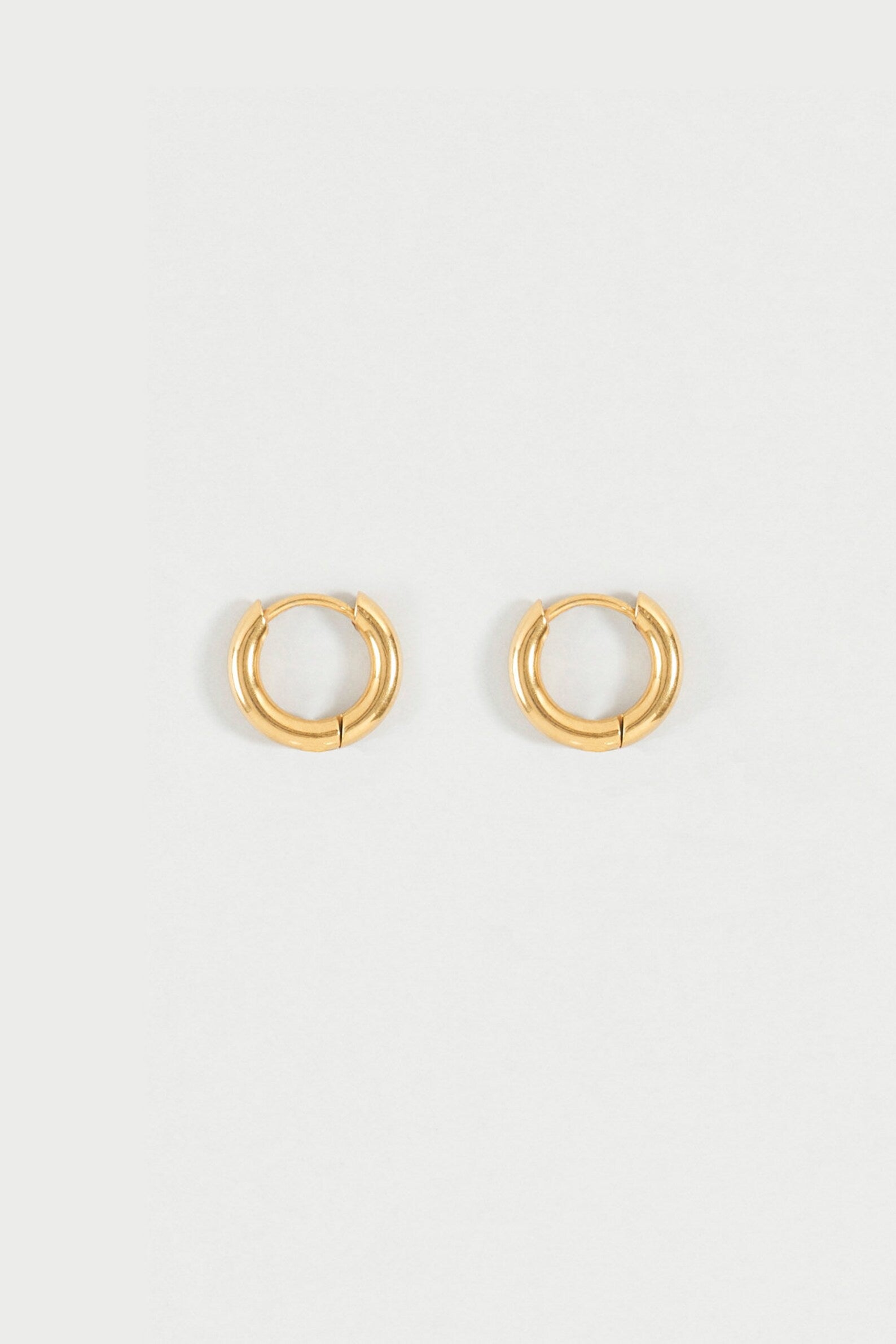 SIMPLE HOOPS